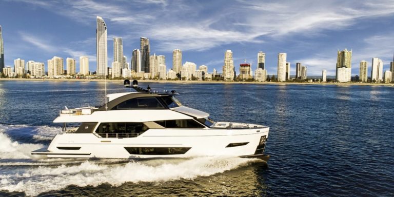 Adaptable Ocean Alexander 26R Meets Every Boating Need